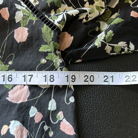 J Crew Point Sur Peasant Top Liberty London Art Fabric Poppy Dream Black Sz XS - Picture 14 of 16